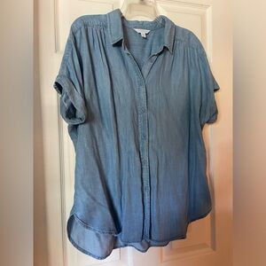 Time & Tru denim camp shirt size large 12/14